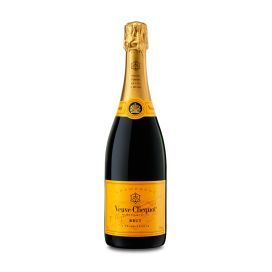 Veuve Clicquot Yellow Label Brut NV 1.5L<P>(Vintage year in the above image is for display purposes only)